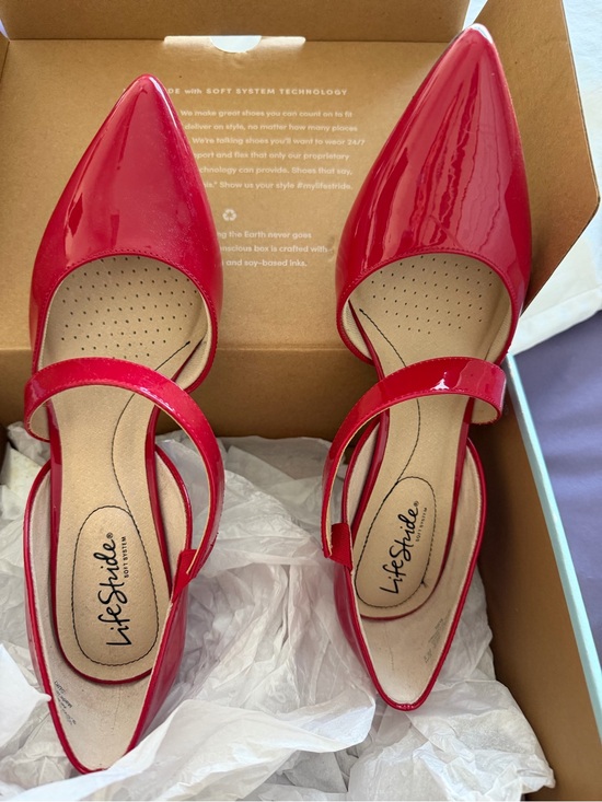 Life Stride Shoes - Life Stride Red Patent Pointed-Toe Mary Jane Flats with Strap